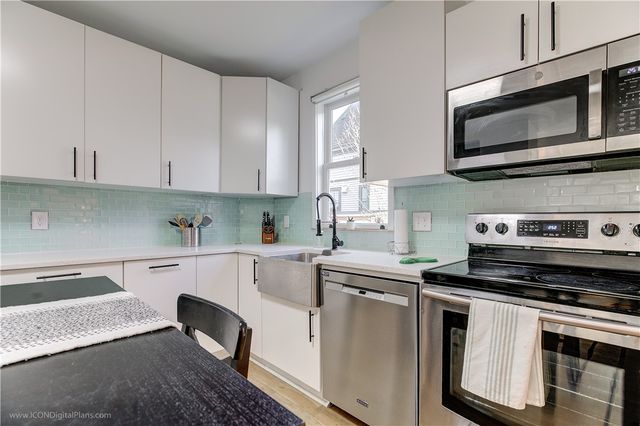 12 Cranston Avenue 1, Newport, RI 02840