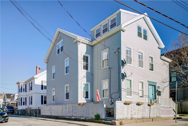 12 Cranston Avenue 1, Newport, RI 02840