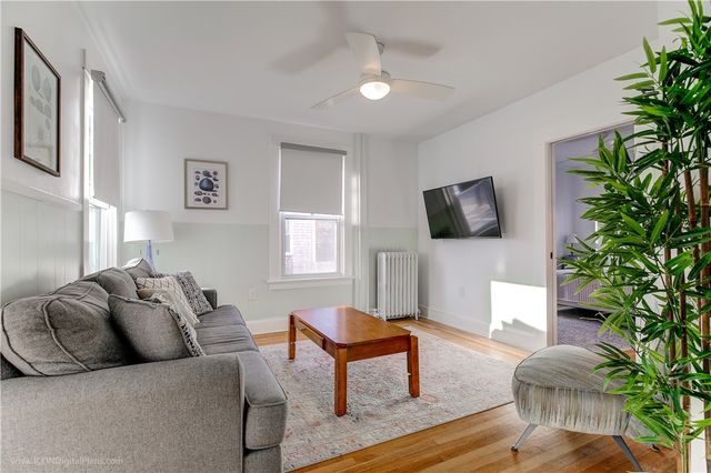 12 Cranston Avenue 1, Newport, RI 02840