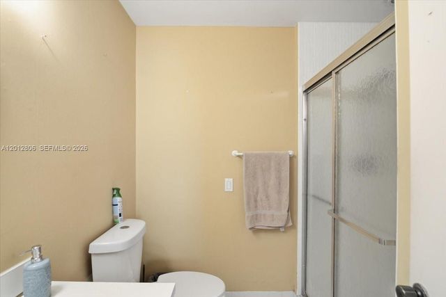 1270 NW 99th Avenue 60, Pembroke Pines, FL 33024