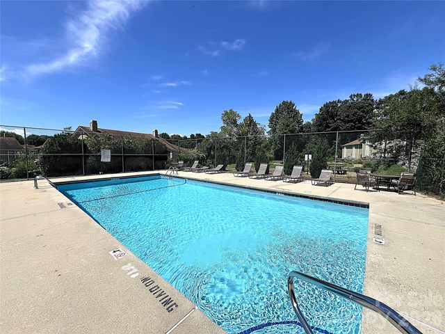 110 Heywood Road 9C, Arden, NC 28704
