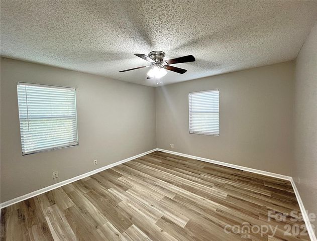 110 Heywood Road 9C, Arden, NC 28704