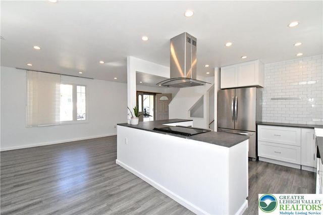 742 Walnut Street, Emmaus Boro, PA 18049