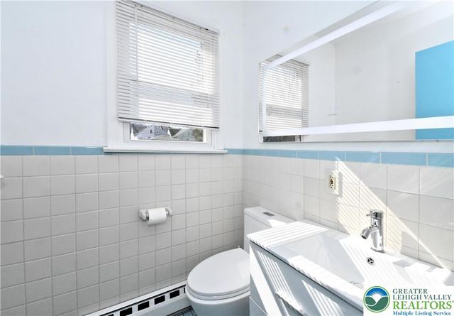 742 Walnut Street, Emmaus Boro, PA 18049
