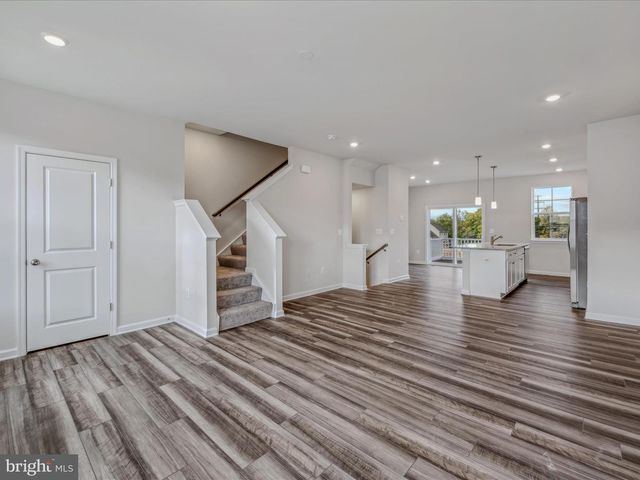 180 COOPERAGE RD, Inwood, WV 25428
