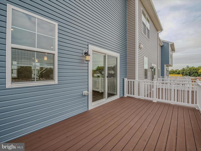 180 COOPERAGE RD, Inwood, WV 25428