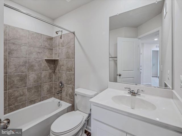 180 COOPERAGE RD, Inwood, WV 25428