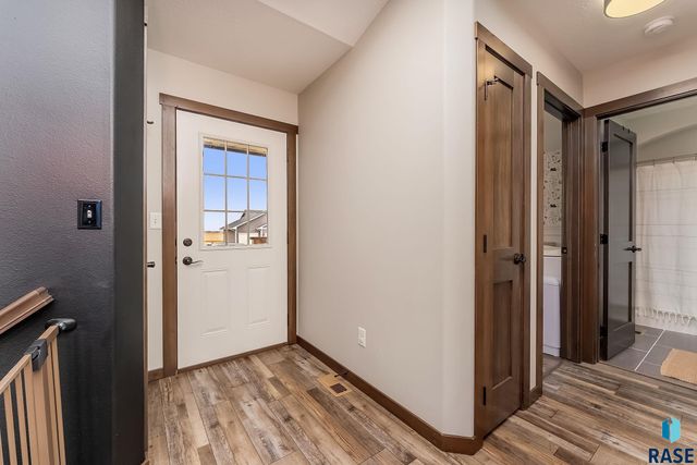 4025 S Pisidian Ave Avenue, Sioux Falls, SD 57110