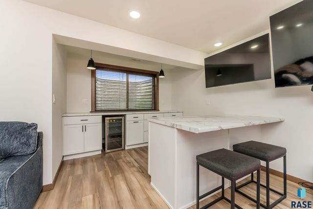 4025 S Pisidian Ave Avenue, Sioux Falls, SD 57110