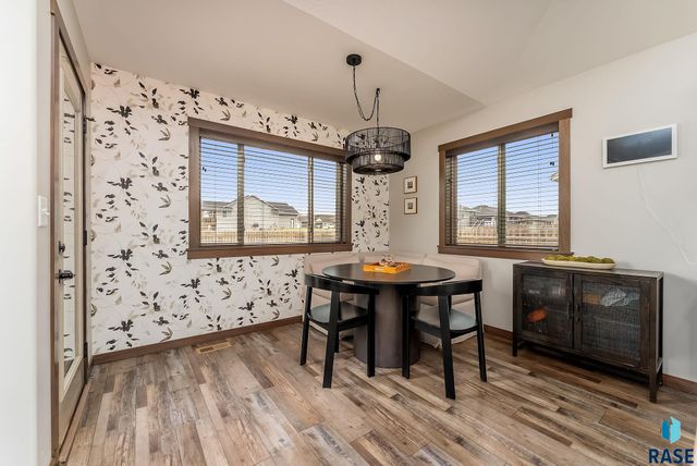 4025 S Pisidian Ave Avenue, Sioux Falls, SD 57110