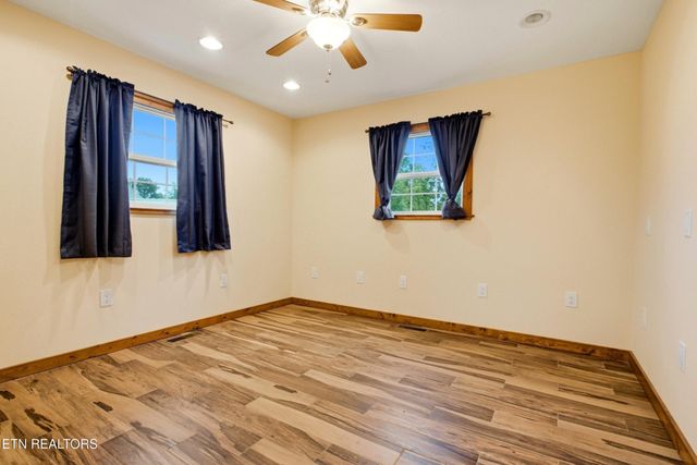 4167 Spring Creek Way, Sevierville, TN 37876