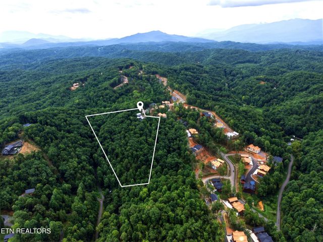 4167 Spring Creek Way, Sevierville, TN 37876