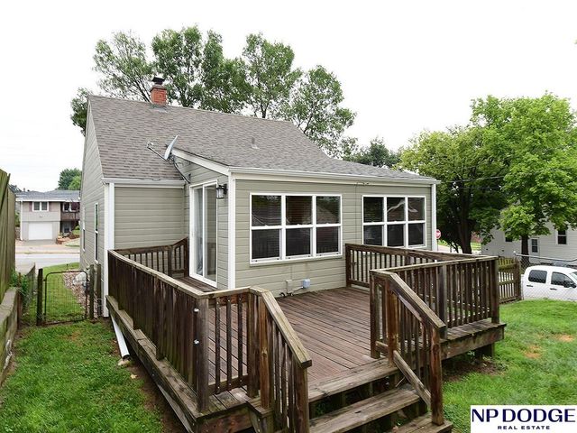 2701 S 60th Street, Omaha, NE 68106