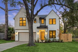 910 W 41st Street, Houston, TX 77018