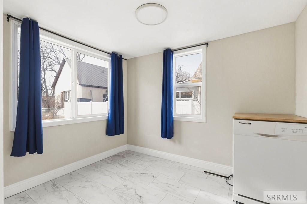 Image 12 of property listing at 484 G Street, Idaho Falls, ID 83402