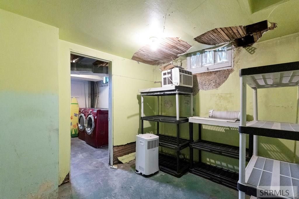 Image 32 of property listing at 484 G Street, Idaho Falls, ID 83402