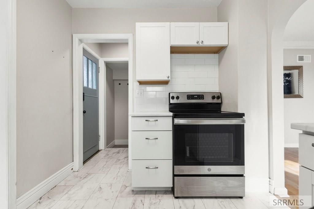 Image 9 of property listing at 484 G Street, Idaho Falls, ID 83402