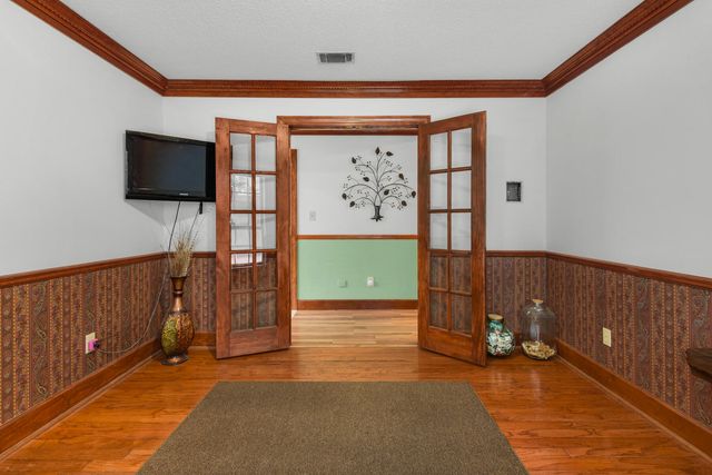 5 Shady Lane, Mary Esther, FL 32569