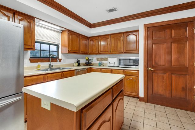 5 Shady Lane, Mary Esther, FL 32569