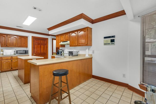 5 Shady Lane, Mary Esther, FL 32569