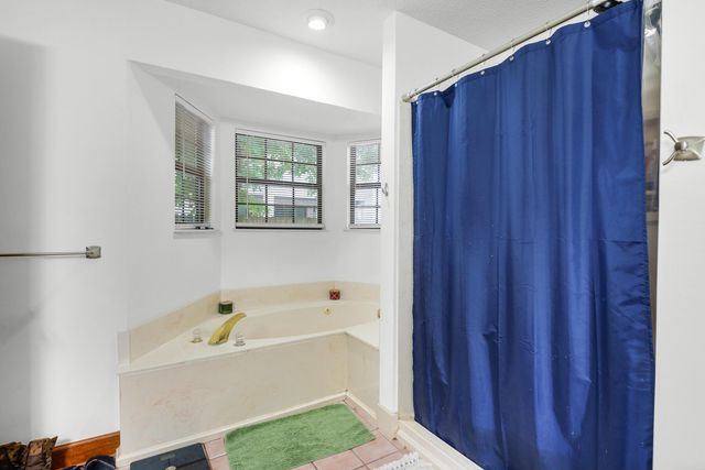 5 Shady Lane, Mary Esther, FL 32569