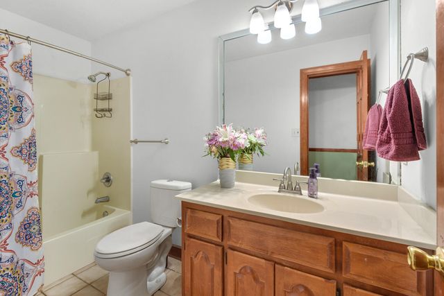 5 Shady Lane, Mary Esther, FL 32569