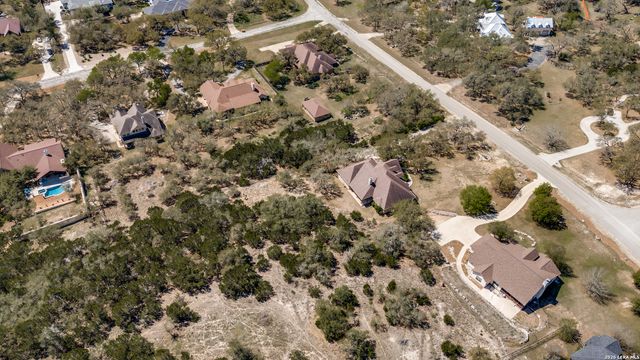 386 Wentworth, Spring Branch, TX 78070