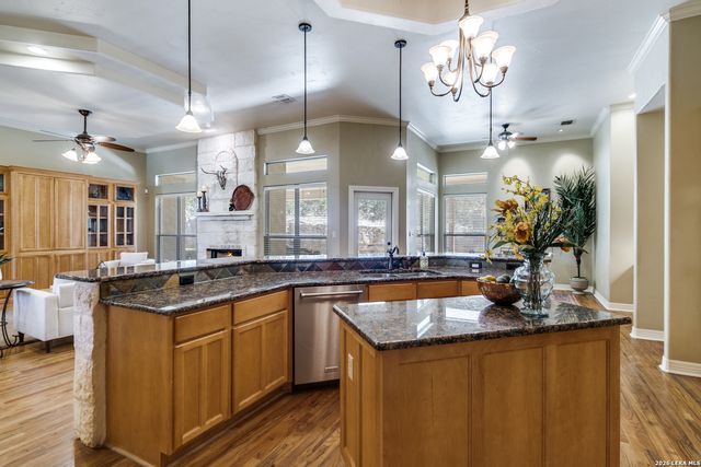 386 Wentworth, Spring Branch, TX 78070