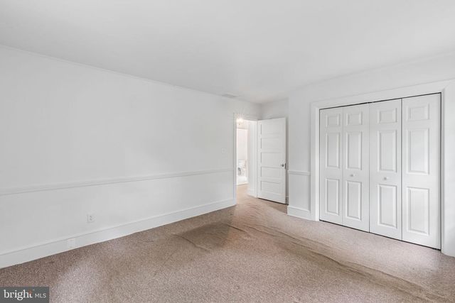 320 W 3RD ST, Moorestown, NJ 08057