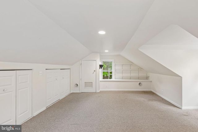 320 W 3RD ST, Moorestown, NJ 08057
