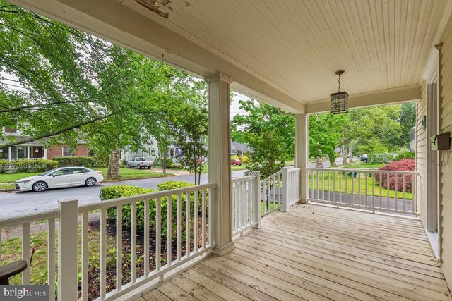 320 W 3RD ST, Moorestown, NJ 08057