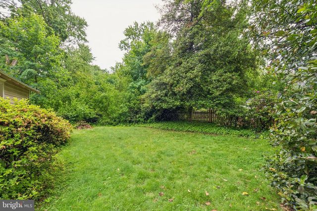 320 W 3RD ST, Moorestown, NJ 08057