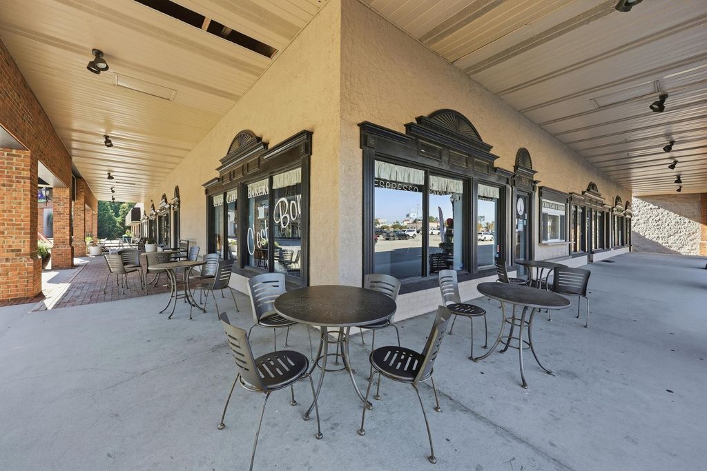 9616 N Kings Highway Galleria Shopping Center, Myrtle Beach, SC 29572 — photo 2