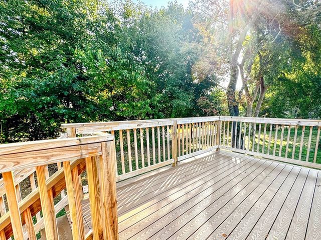 92 Woodcliff Rd, Brookline, MA 02467