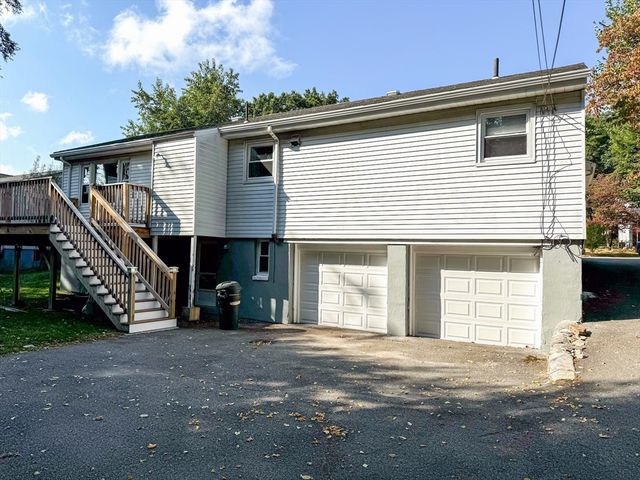 92 Woodcliff Rd, Brookline, MA 02467