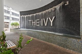 90 SW 3rd St 3810, Miami, FL 33130