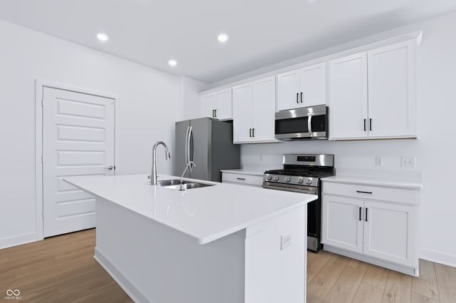 5361 Foxley Park Lane, Avon, IN 46123