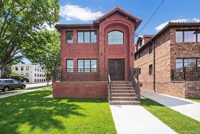 38-40 215th Street, Bayside, NY 11361