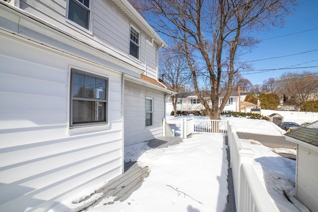 110 Beverly Road, Worcester, MA 01605