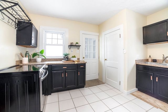 110 Beverly Road, Worcester, MA 01605