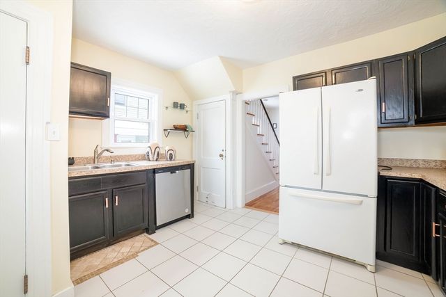 110 Beverly Road, Worcester, MA 01605