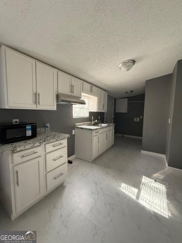 121 Thompson Street -, Fitzgerald, GA 31750