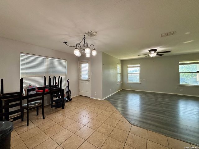 499 Perch Horizon, San Antonio, TX 78253
