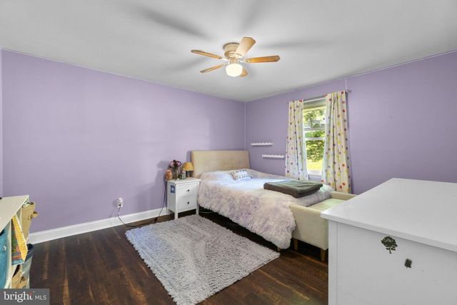 6421 LOCUST LN, Sykesville, MD 21784
