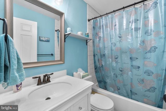 6421 LOCUST LN, Sykesville, MD 21784