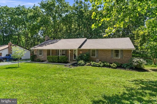 6421 LOCUST LN, Sykesville, MD 21784