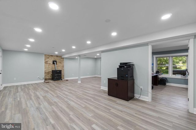 6421 LOCUST LN, Sykesville, MD 21784