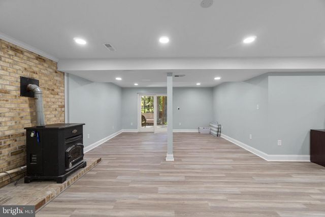 6421 LOCUST LN, Sykesville, MD 21784