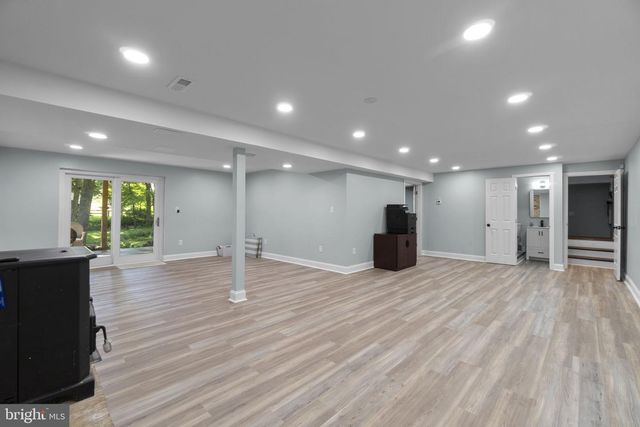6421 LOCUST LN, Sykesville, MD 21784