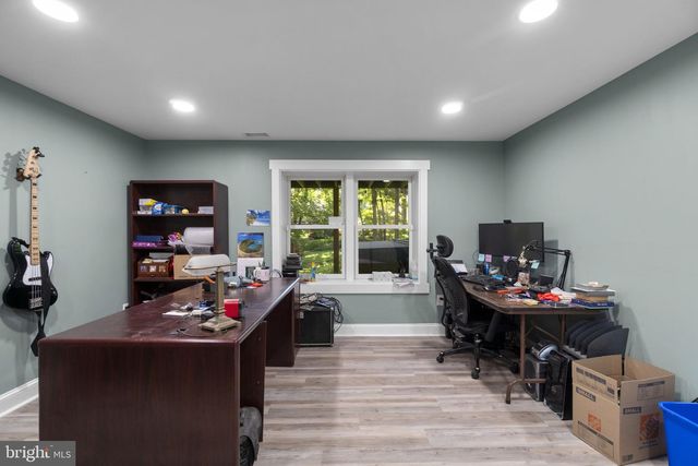 6421 LOCUST LN, Sykesville, MD 21784